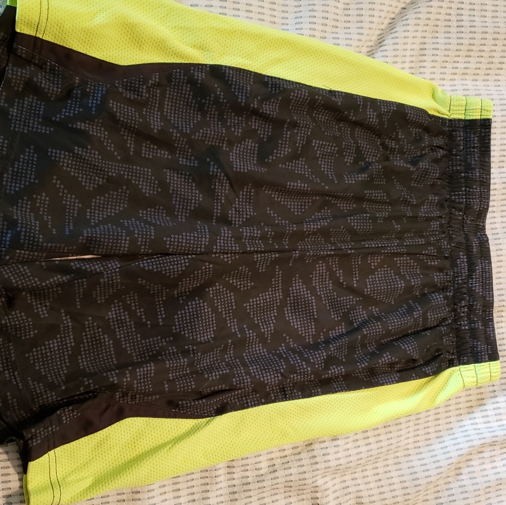 Youth athletic short